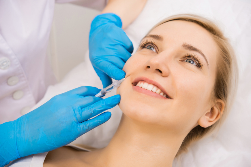 How Dermal Fillers Can Help You Look Younger in Dubai