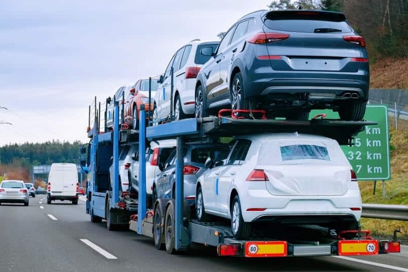  New York to Florida car shipping.

