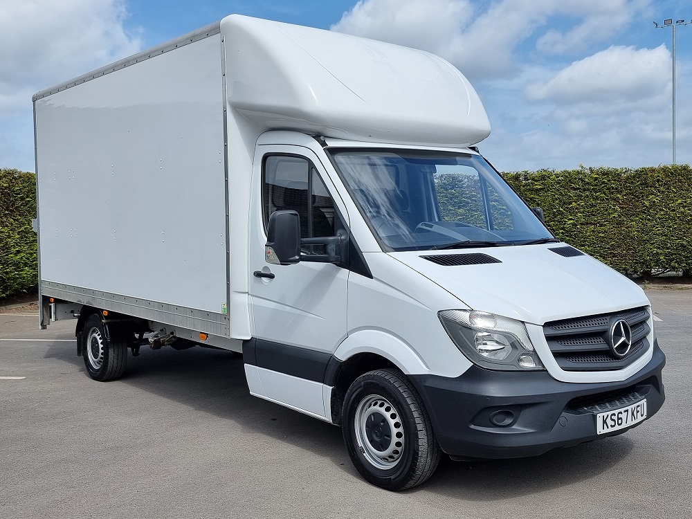 3.5 Ton Luton Box Van