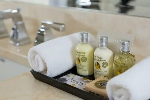 hotel shampoo